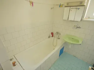 Prodej rodinného domu, Týn nad Vltavou, náměstí Míru, 151 m2