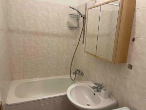 Pronájem bytu 2+kk, Praha - Stodůlky, Volutová, 49 m2