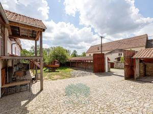 Prodej zemědělské usedlosti, Velká Bíteš, 850 m2