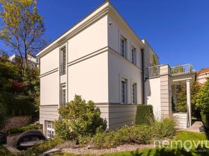 Prodej vily, Praha - Dejvice, V Šáreckém údolí, 459 m2