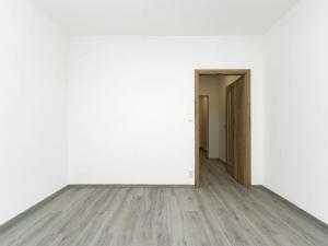 Prodej bytu 3+1, Ostrava, náměstí Antonie Bejdové, 73 m2