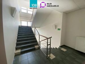 Pronájem kanceláře, Praha - Modřany, Mezi vodami, 5500 m2