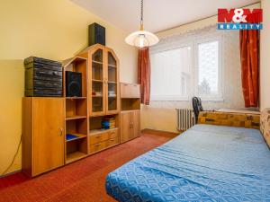 Prodej bytu 3+1, Pardubice - Studánka, Bartoňova, 69 m2