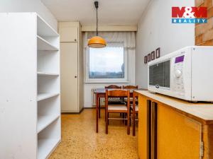 Prodej bytu 3+1, Pardubice - Studánka, Bartoňova, 69 m2