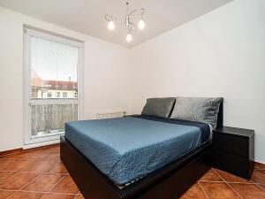 Pronájem bytu 2+kk, Praha - Modřany, Komořanská, 47 m2