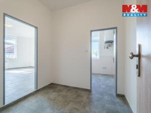 Pronájem bytu 1+kk, Sokolov, Nádražní, 40 m2