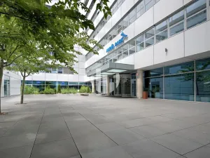 Pronájem kanceláře, Praha - Smíchov, Radlická, 234 m2