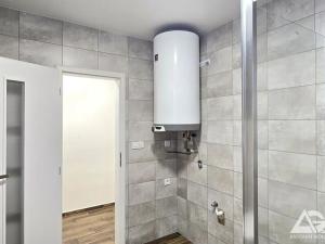 Prodej bytu 3+kk, Praha - Hlubočepy, Pod Žvahovem, 100 m2