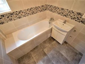 Pronájem bytu 2+kk, Ústí nad Labem, Olšinky, 40 m2