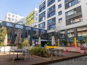 Pronájem kanceláře, Praha - Karlín, Sokolovská, 289 m2