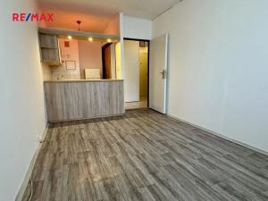 Pronájem bytu 2+kk, Kladno, Holandská, 40 m2