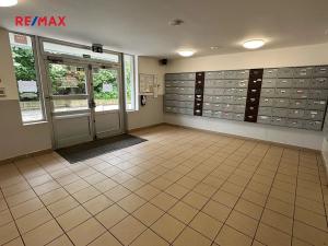 Pronájem bytu 2+kk, Kladno, Holandská, 40 m2