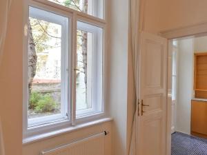 Pronájem bytu 3+1, Praha - Vinohrady, Mánesova, 118 m2