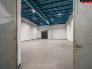 Pronájem skladu, Kolín, Ovčárecká, 2000 m2