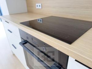 Pronájem bytu 3+kk, Praha - Libeň, Na Okrouhlíku, 74 m2