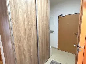 Pronájem bytu 3+kk, Praha - Košíře, Pod Kavalírkou, 70 m2