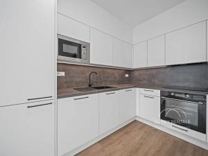 Pronájem bytu 2+kk, Praha - Chodov, Líbalova, 47 m2