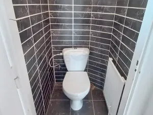 Pronájem bytu 1+1, Praha - Holešovice, Komunardů, 39 m2