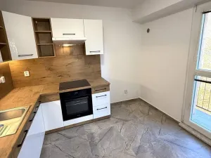 Pronájem bytu 2+1, Ostrava, Kubánská, 50 m2