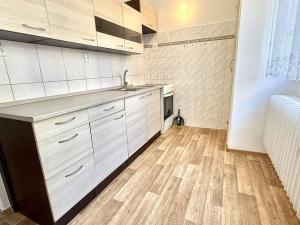 Pronájem bytu 2+1, Ledeč nad Sázavou, Na Rámech, 56 m2