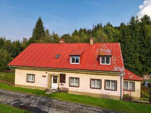 Prodej chalupy, Ostružná, 300 m2