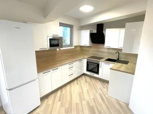 Pronájem bytu 3+kk, Praha - Krč, Pacovská, 96 m2