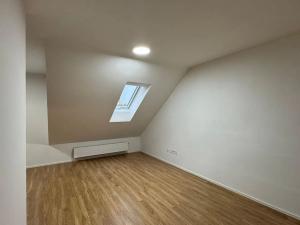 Pronájem bytu 3+kk, České Budějovice, Rudolfovská tř., 70 m2