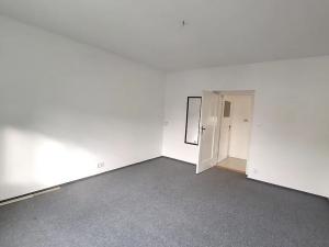 Pronájem bytu 3+1, Plzeň, Pod Záhorskem, 100 m2