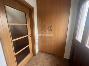 Pronájem bytu 2+kk, Jesenice, Hrnčířská, 60 m2