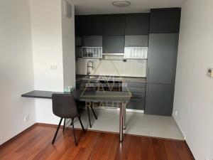 Pronájem bytu 2+kk, Jesenice, Hrnčířská, 60 m2