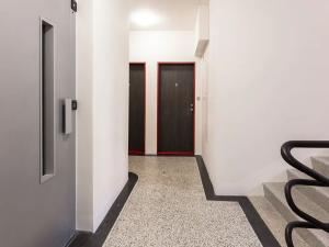 Pronájem bytu 1+kk, Praha - Košíře, Starokošířská, 30 m2