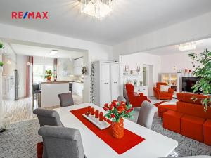 Prodej rodinného domu, České Velenice, Komenského, 247 m2