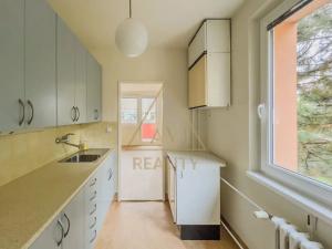 Pronájem bytu 3+1, Praha - Motol, Hennerova, 61 m2