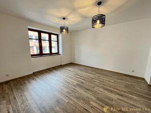 Pronájem bytu 3+1, Mladá Boleslav, S. K. Neumanna, 100 m2