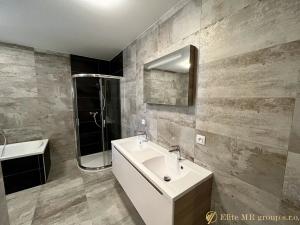 Pronájem bytu 3+1, Mladá Boleslav, S. K. Neumanna, 100 m2