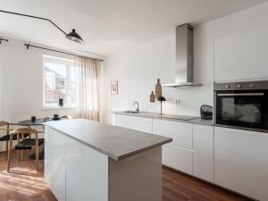 Pronájem bytu 2+kk, Praha - Libeň, Na žertvách, 62 m2