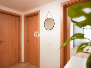 Pronájem bytu 2+kk, Praha - Modřany, Vrátnická, 55 m2