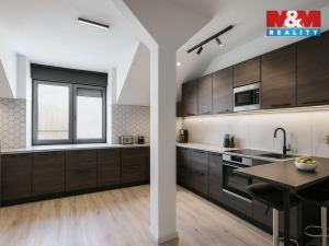 Prodej obchodního prostoru, Ostrava - Hulváky, Varšavská, 140 m2