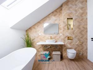 Prodej rodinného domu, Bystřany, 284 m2