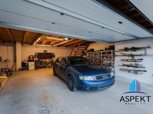 Prodej rodinného domu, Neumětely, V Chaloupkách, 220 m2