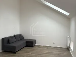 Pronájem bytu 2+kk, Praha - Vinohrady, Rumunská, 60 m2