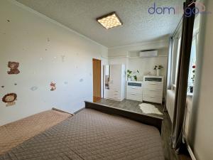 Prodej bytu 3+1, Sklené, 66 m2