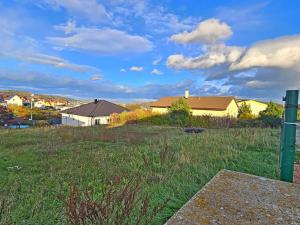 Prodej pozemku, Králův Dvůr - Levín, Na Vyhlídce, 629 m2