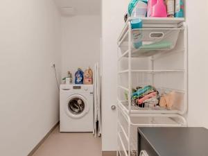 Prodej bytu 6+kk a větší, Praha - Žižkov, Ke kapslovně, 226 m2