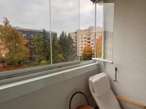 Prodej bytu 3+1, Karlovy Vary, Maďarská, 61 m2