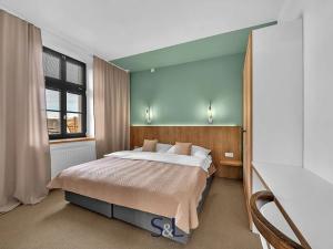 Prodej ubytování, Osečná, Svatovítské náměstí, 1005 m2