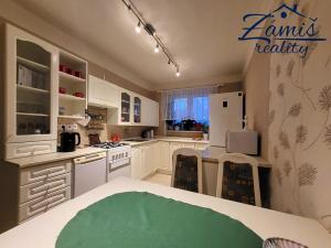 Pronájem bytu 2+1, Kladno, U tržnice, 51 m2