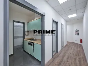 Pronájem kanceláře, Praha - Nové Město, Soukenická, 161 m2