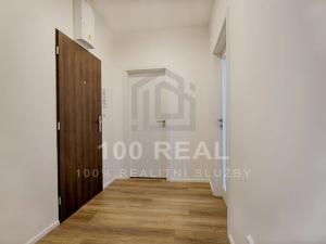 Pronájem bytu 2+kk, Hradec Králové, Průmyslová, 39 m2