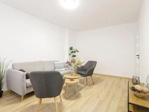 Prodej bytu 2+kk, Ostrava, Letecká, 52 m2